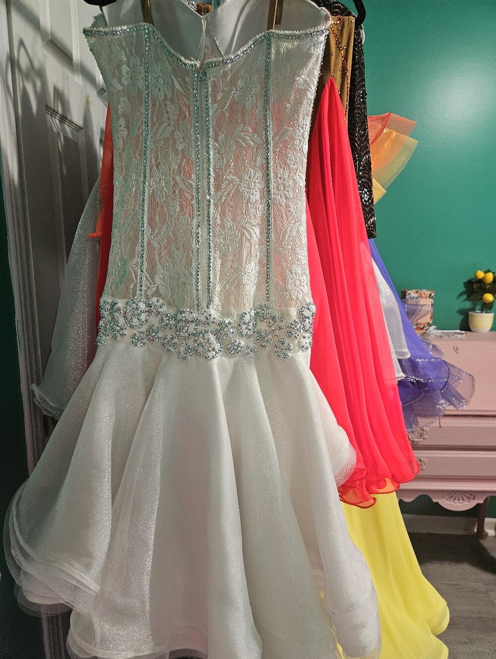 "Western Bride" Ballroom Rhythm Couture Dress White lace & Swarovski XS/Juniors - Picture 2 of 11